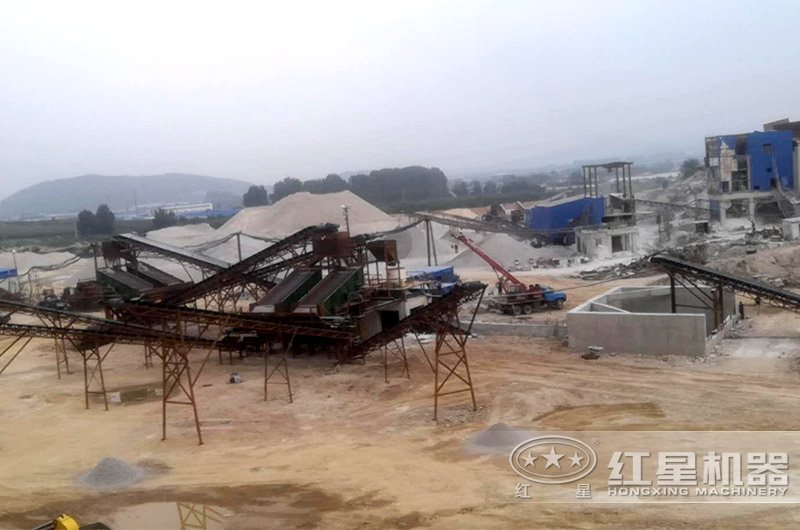 砂石生產(chǎn)線現(xiàn)場 砂石生產(chǎn)線現(xiàn)場